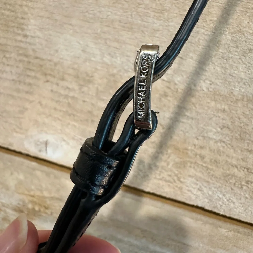 Michael Kors Pebbled Leather Crossbody Bag – Black – Adjustable Strap - Picture 6 of 14